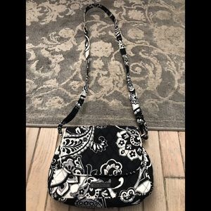 Nice Vera Bradley small purse shoulder or cross body